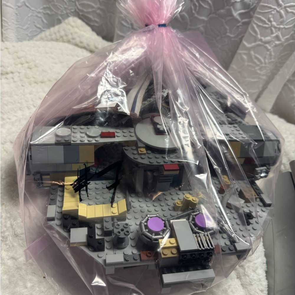 ✅ LEGO Starship pieces with other mixed pieces